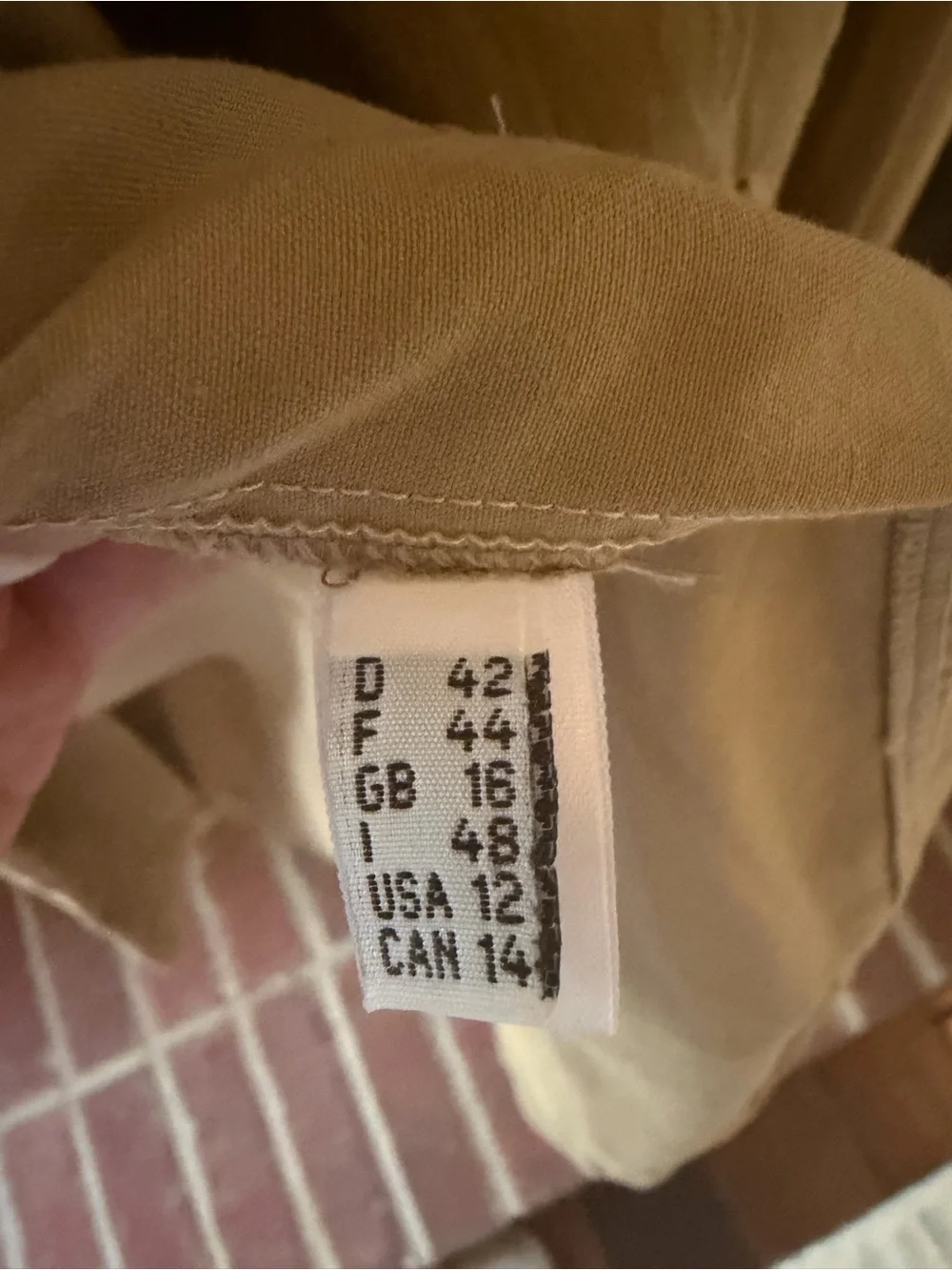 Authentic Burberrys Tan Trench Jacket with Signature Check Trim - Picture 4 of 5